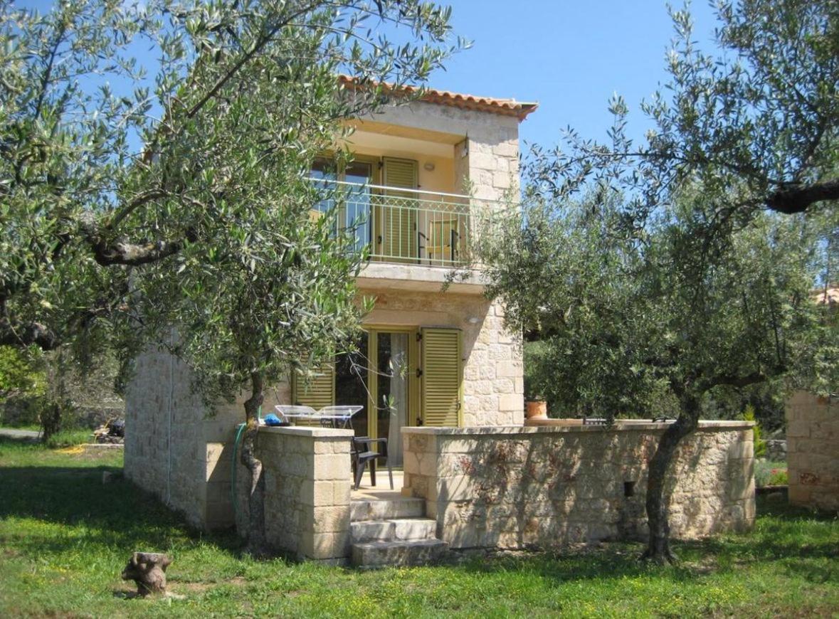 Amoni Holiday Homes Кардамили Екстериор снимка