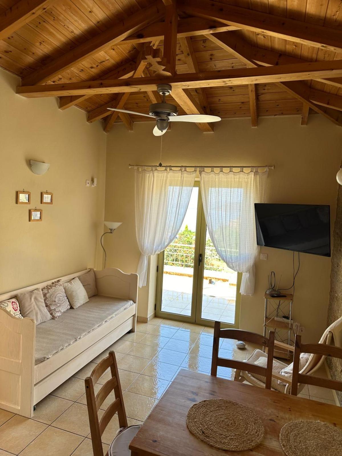 Amoni Holiday Homes Кардамили Екстериор снимка