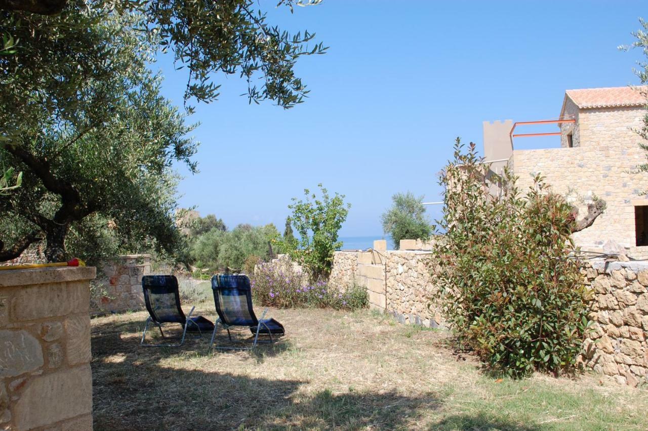 Amoni Holiday Homes Кардамили Екстериор снимка